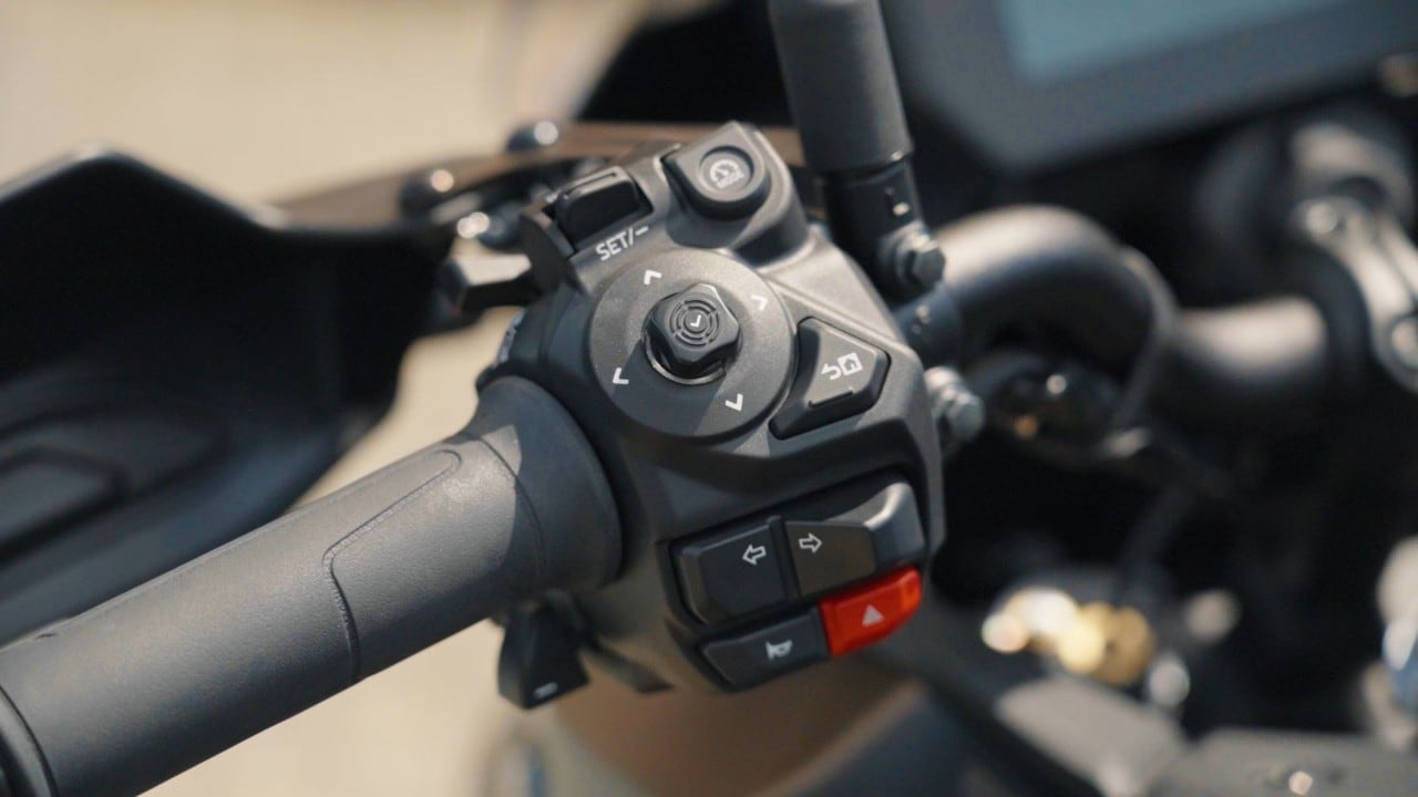 Test a Testa Honda NT1100 DCT ES VS Yamaha Tracer 9 GT AMT: chi è meglio per viaggiare? (VIDEO)